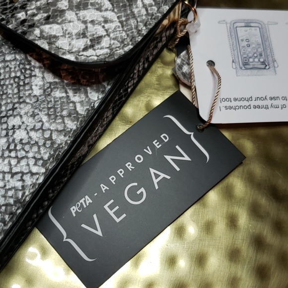 SALE ☆☆☆ Crossbody Phone Bag - Picture 7 of 8